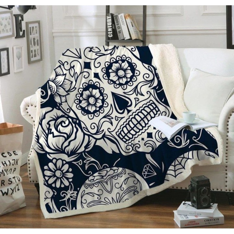 Skull CL150857MD Sherpa Fleece Blanket