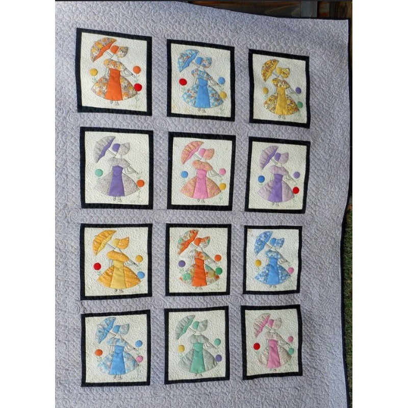 Umbrella Girl CLA2111653Q Quilt Blanket