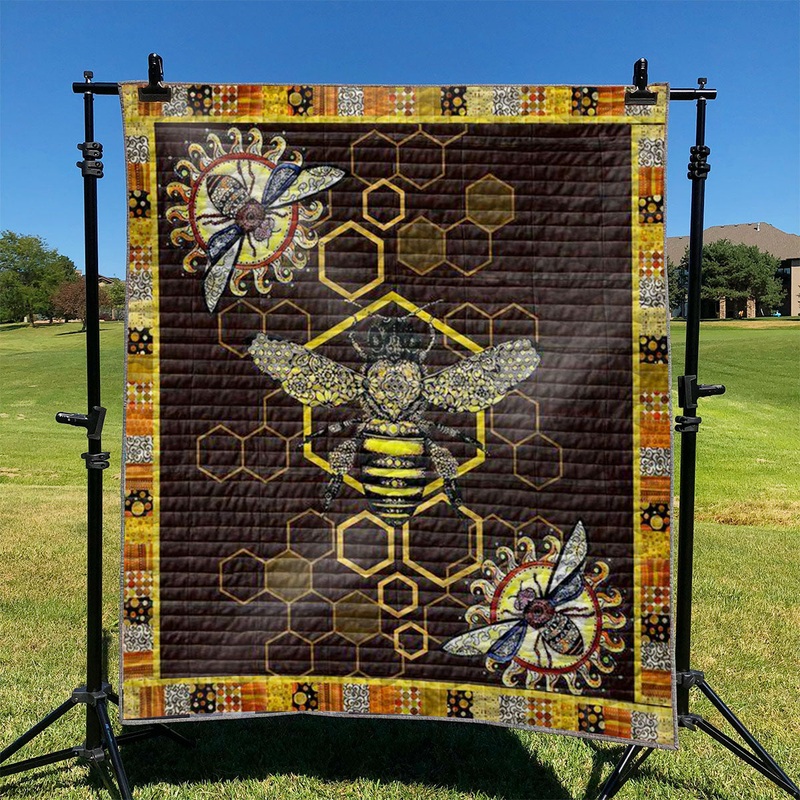 Bee TD270978 Quilt Blanket