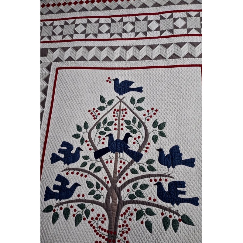Blue Bird CLA2410046Q Quilt Blanket