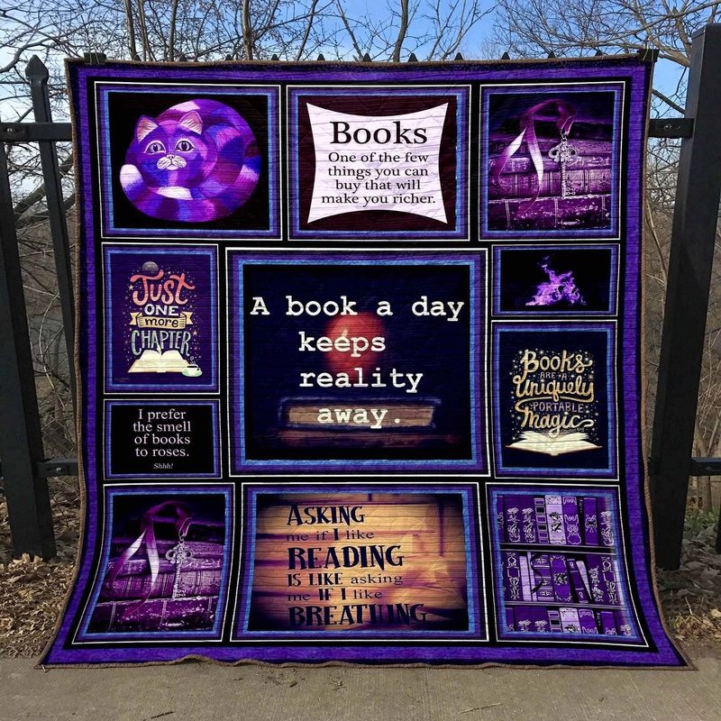A Book A Day Keeps Reality Away PKT240601 Quilt Blanket