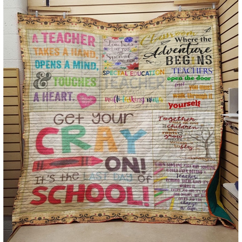 A Teacher Opens A Mind CLH1611013Q Quilt Blanket