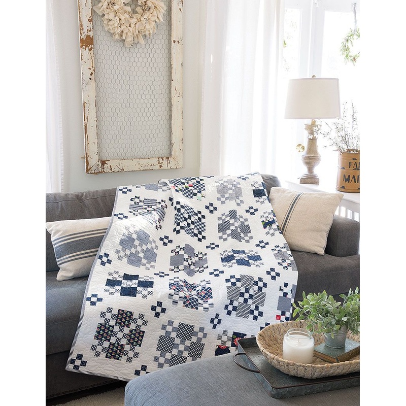 Blue White CLA2110050Q Quilt Blanket