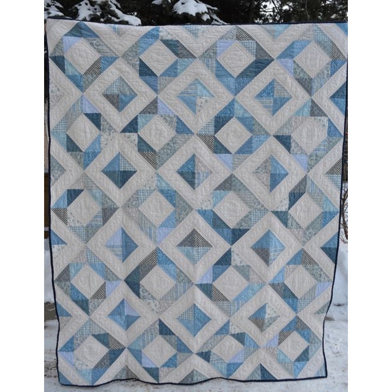 The Blue CLA1510471Q Quilt Blanket