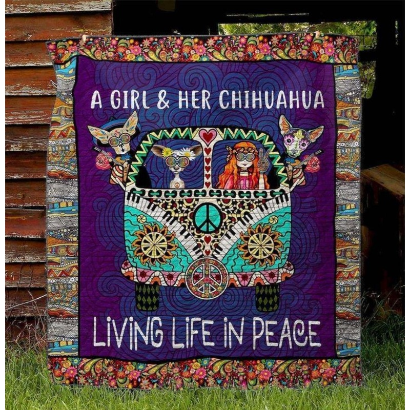 VB Chihuahua 2003 15 Quilt Blanket