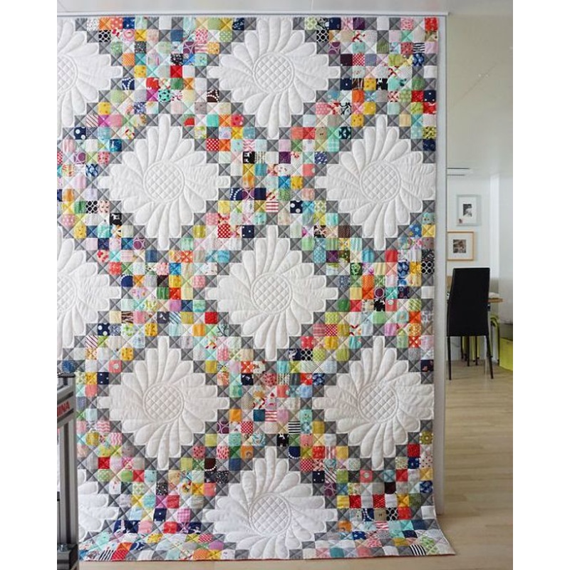 White Flower CLA1510490Q Quilt Blanket